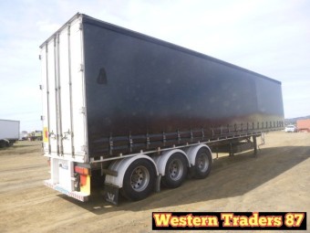 Maxitrans Curtainsider Trailer 2003 Used