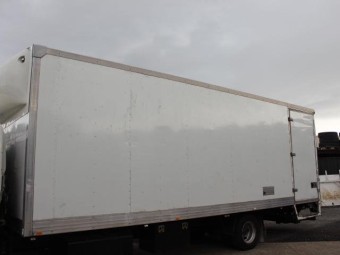 Unique 7.350-m-long-pantech-with-side-door 2015 Used