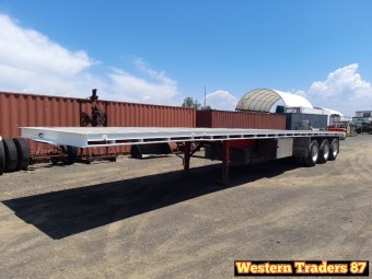 Barker Flat Top Trailer 2005 Used