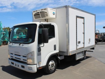 Isuzu NNR200 2009 Used