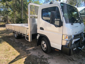 2023 FUSO CANTER 515 TRAY TRUCK