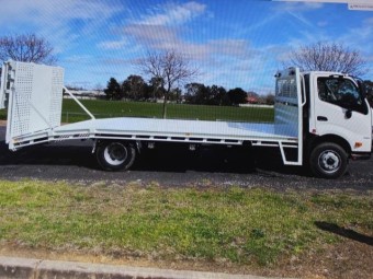 Hino 300-series 2025 New