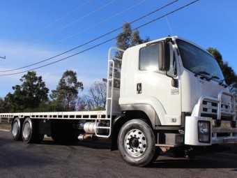 Isuzu f-series 2015 Used