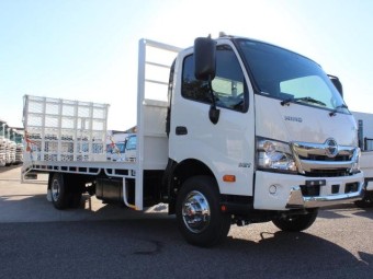 Hino 300-series 2021 Used