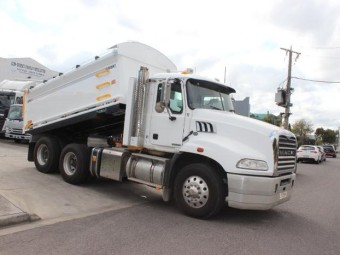 Mack Granite 2014 Used