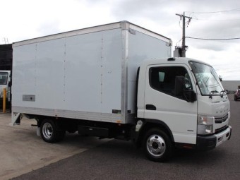 Fuso Canter 2015 Used