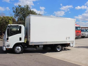 Isuzu n-series 2022 Used