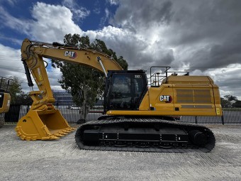 CAT 352 2026 Used