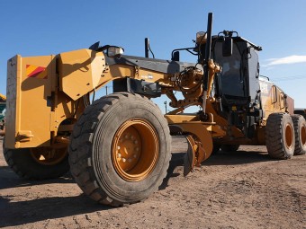 CAT 12M 2019 Used