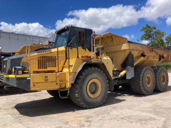 Komatsu HM400-2 2011 Used