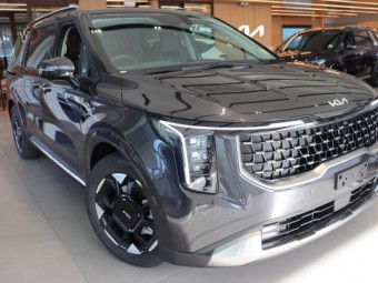 Kia Carnival 2025 Demo