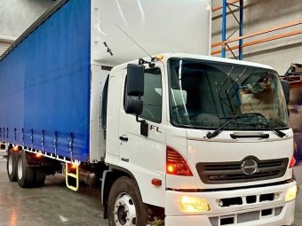 2014 HINO fl 2628
